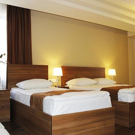 5Th Floor Guest House Erevan Quarto foto